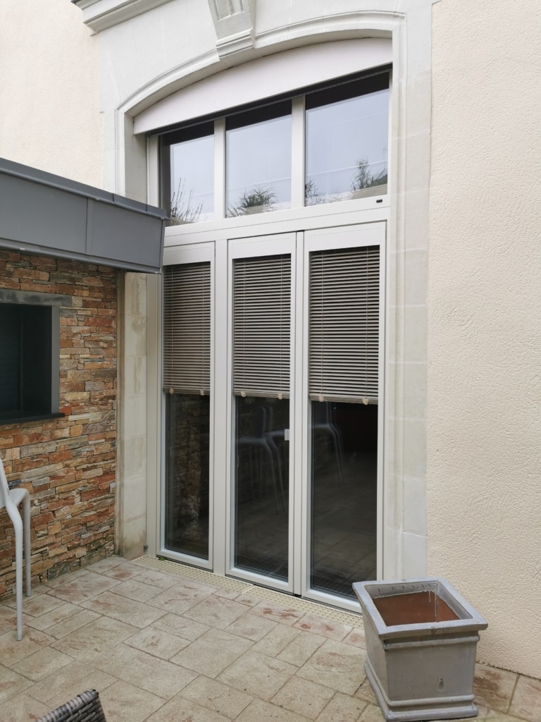 pose de porte fenêtre en PVC à Angers