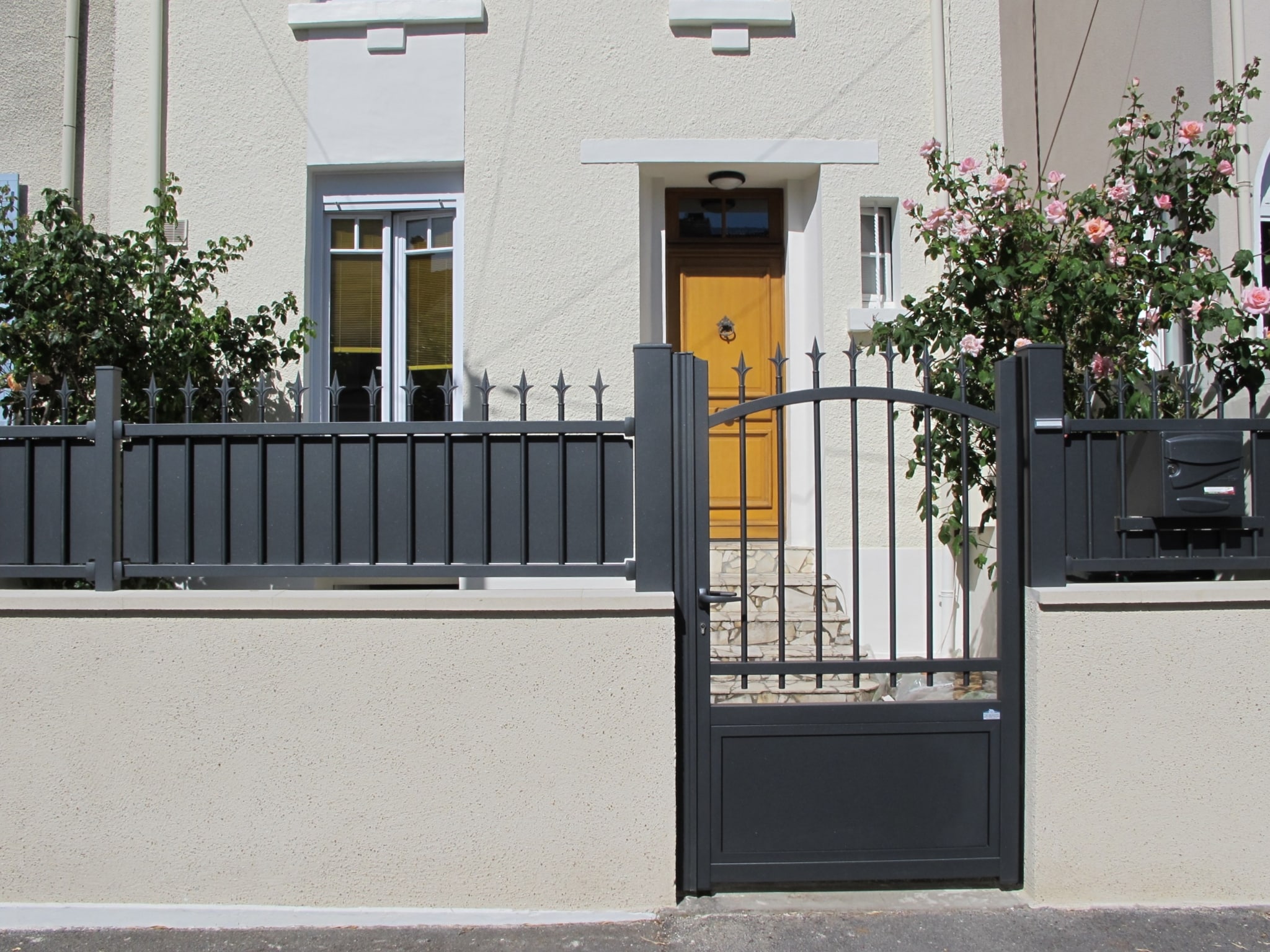 portillon à Bouchemaine et cloture